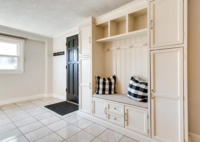 Hébergement de vacances Updated Vacation W/ Fireplace! Robinson
